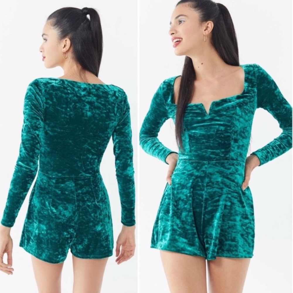 UO Green Sasha Crushed Velvet Romper L NEW